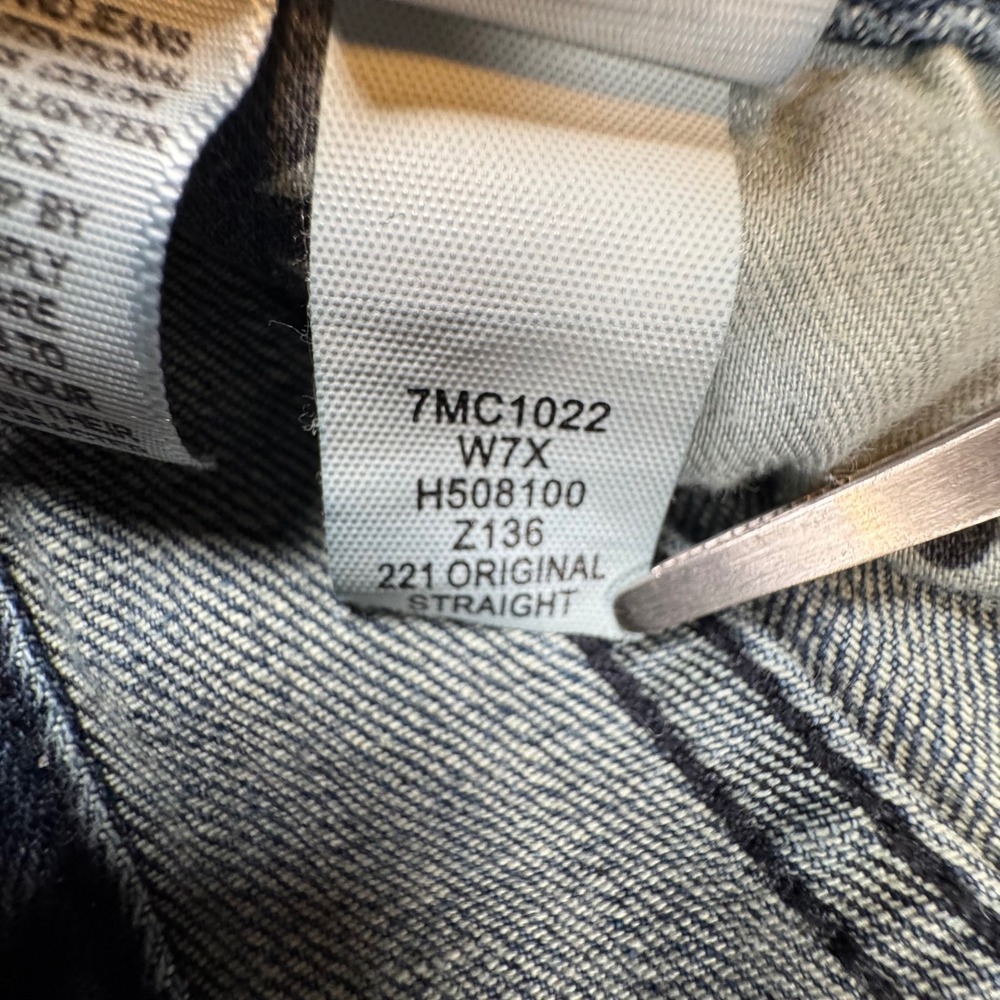 Lucky Brand 221 Original Straight Mens 40x30 Blue Denim Stretch Jeans - Picture 6 of 11